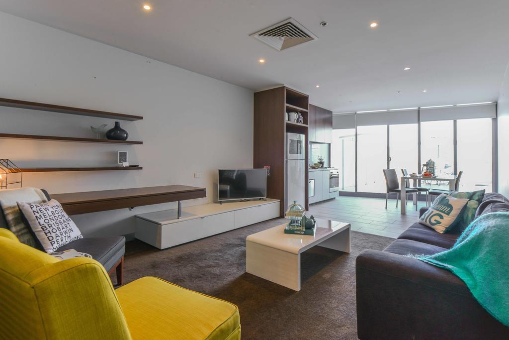 Northbank Residences By Apartments Of Мелбърн Стая снимка